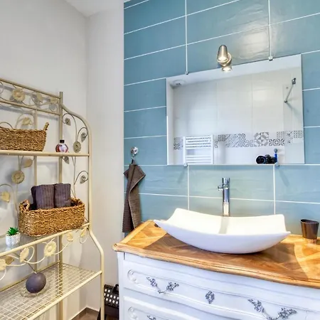 3 Bedroom Stunning In Baraqueville