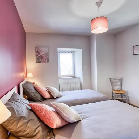 3 Bedroom Stunning In *