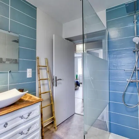 Feriehus 3 Bedroom Stunning In Baraqueville