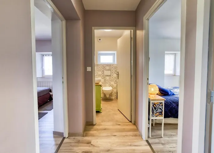 3 Bedroom Stunning In Baraqueville