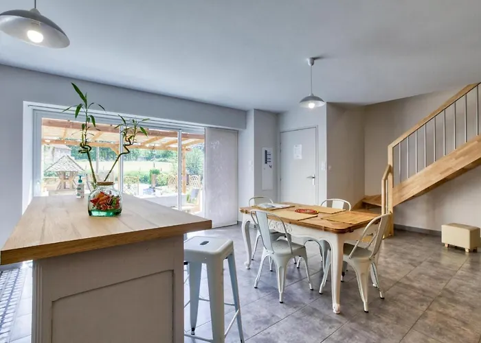 Vakantiehuis 3 Bedroom Stunning In *